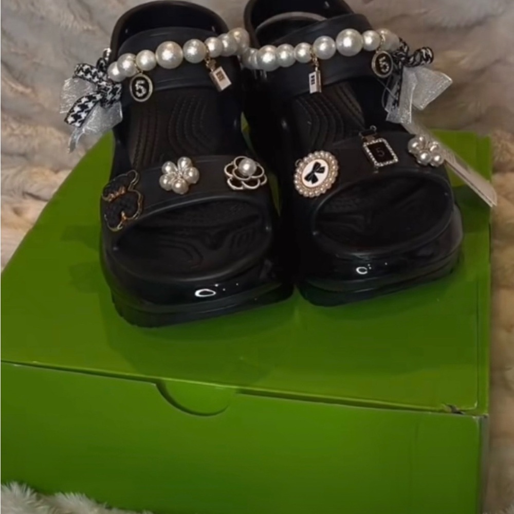 Elegant Black Embellished Women's Sandals